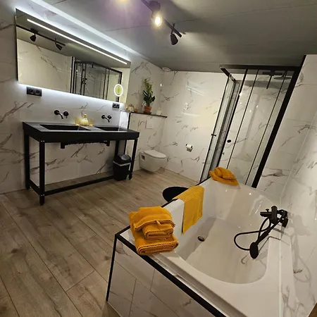 Ferme La Joye Bed & Breakfast *
