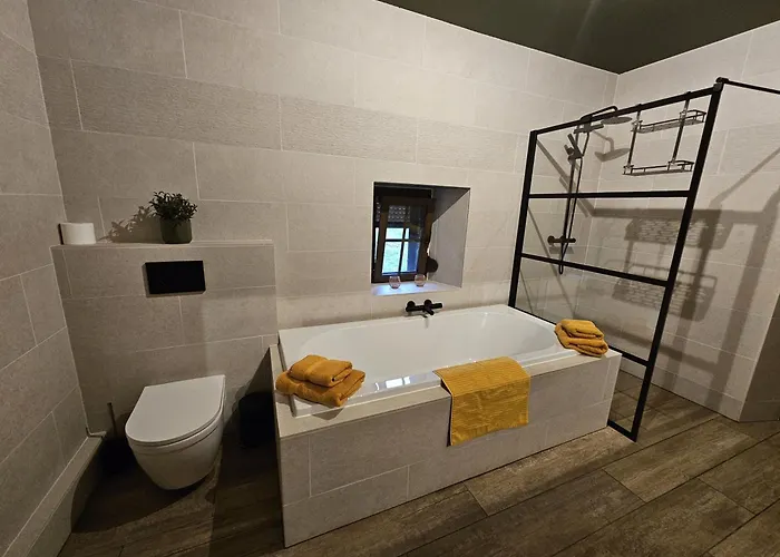 Ferme La Joye Bed & Breakfast 4*